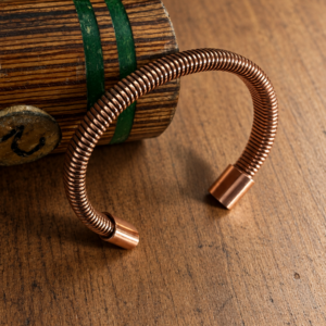 Bracelet spiralé en cuivre – Fil enroulé- embouts ronds